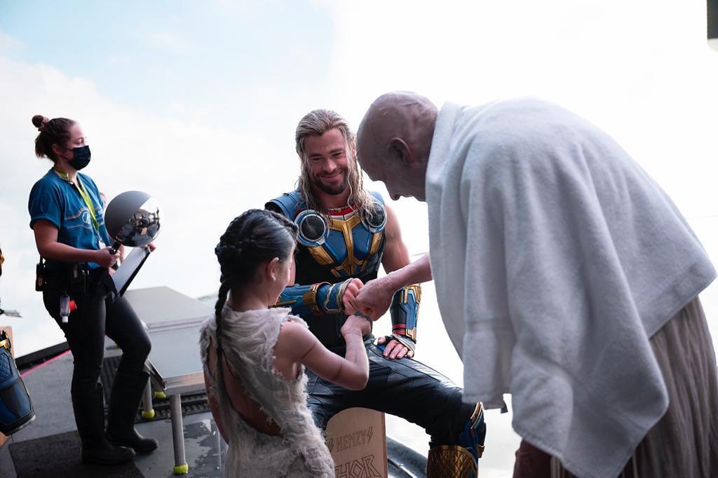 Chris Hemsworth at Thor love and thunder movie set