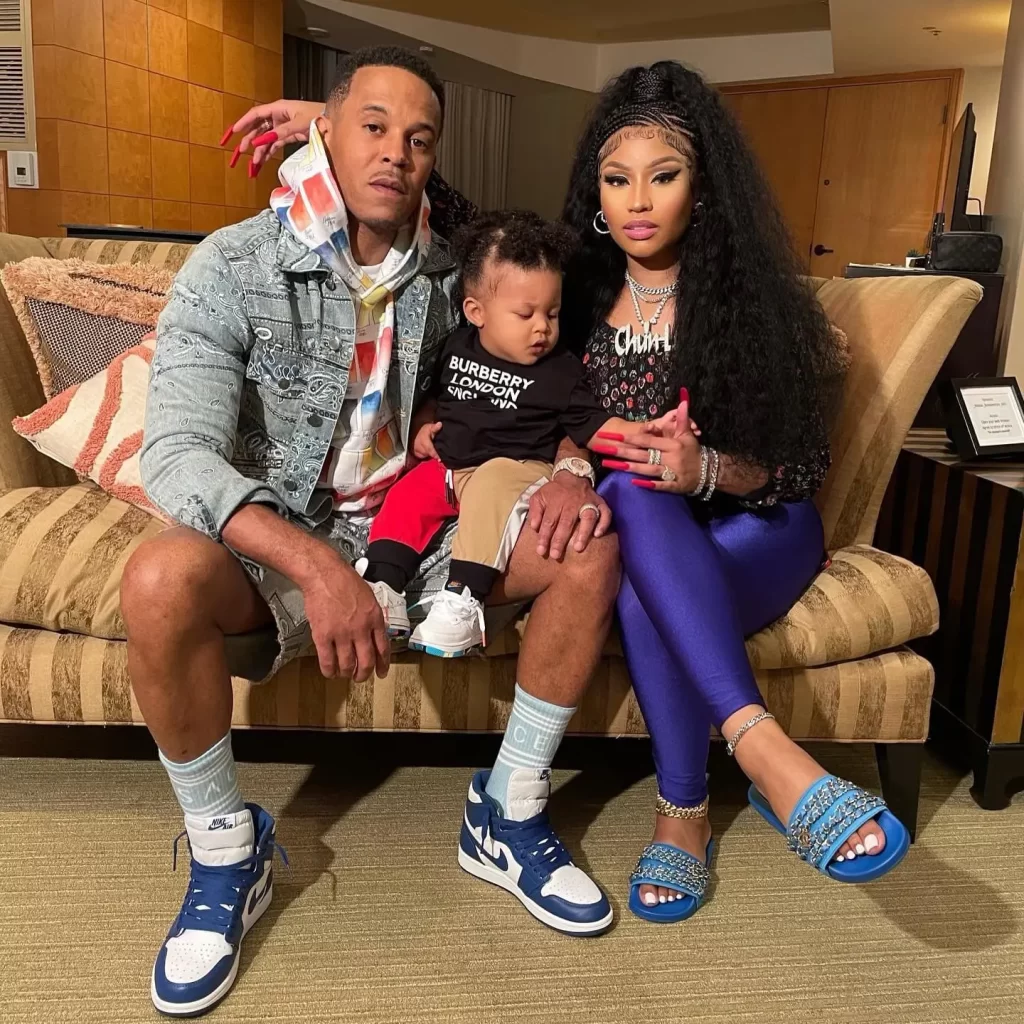 Kenneth Petty with his wife Nicki Minaj and son