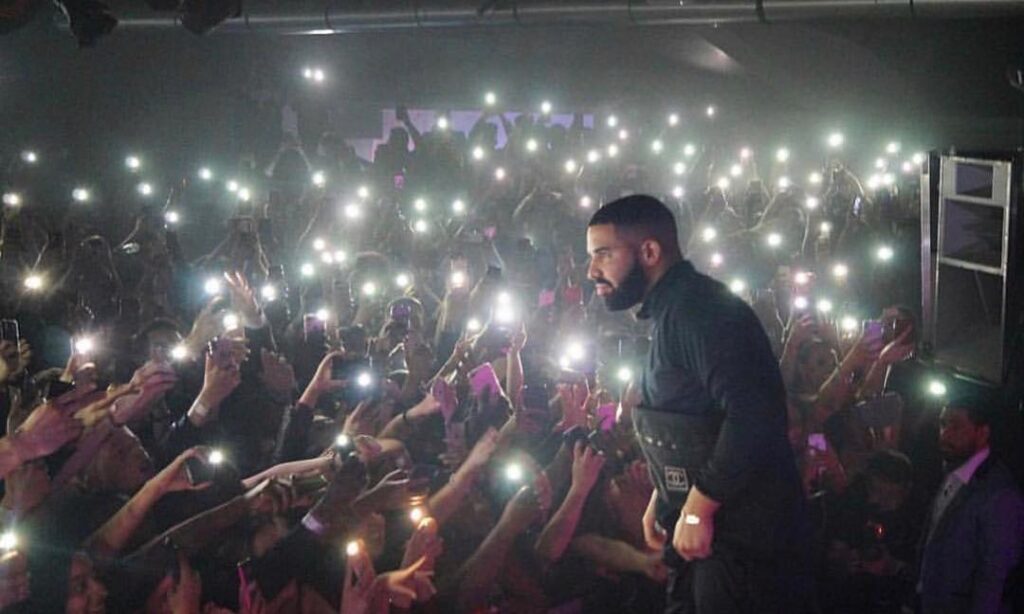 Drake with his fans